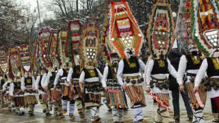 Откриват фотоизложба  за пернишката Сурва в НДК