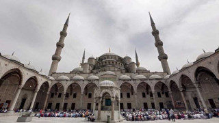 Властите в Турция подозират терористичен акт 