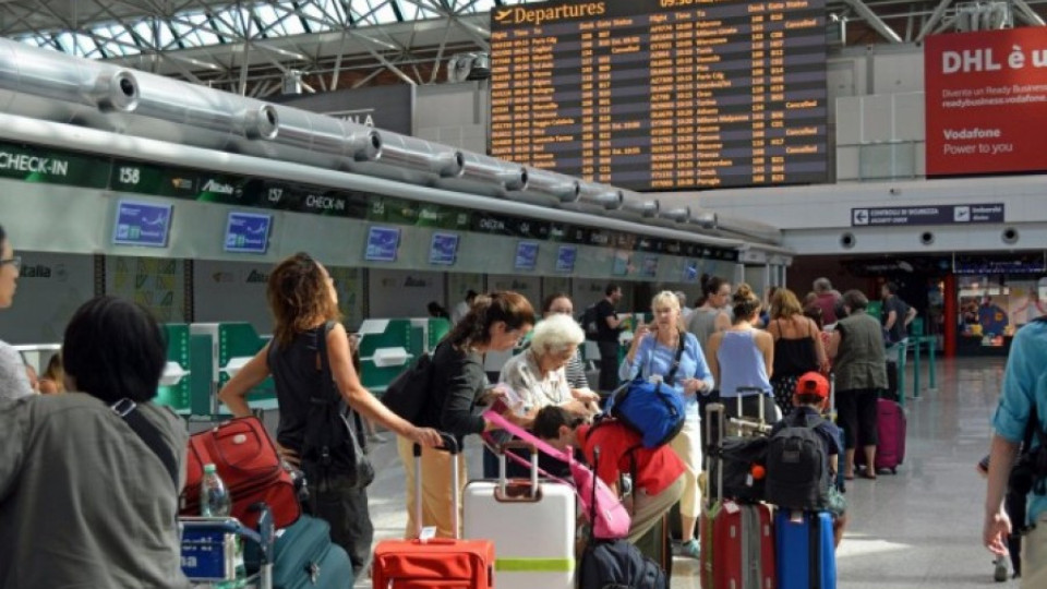 Служители на римско летище крали творби за над 50 000 евро | StandartNews.com