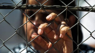 Турция депортира нелегално бежанци в Сирия