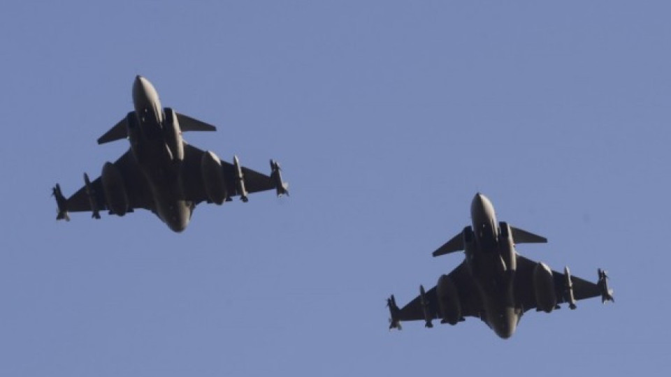 Чужди въздушни патрули могат да пазят небето ни | StandartNews.com