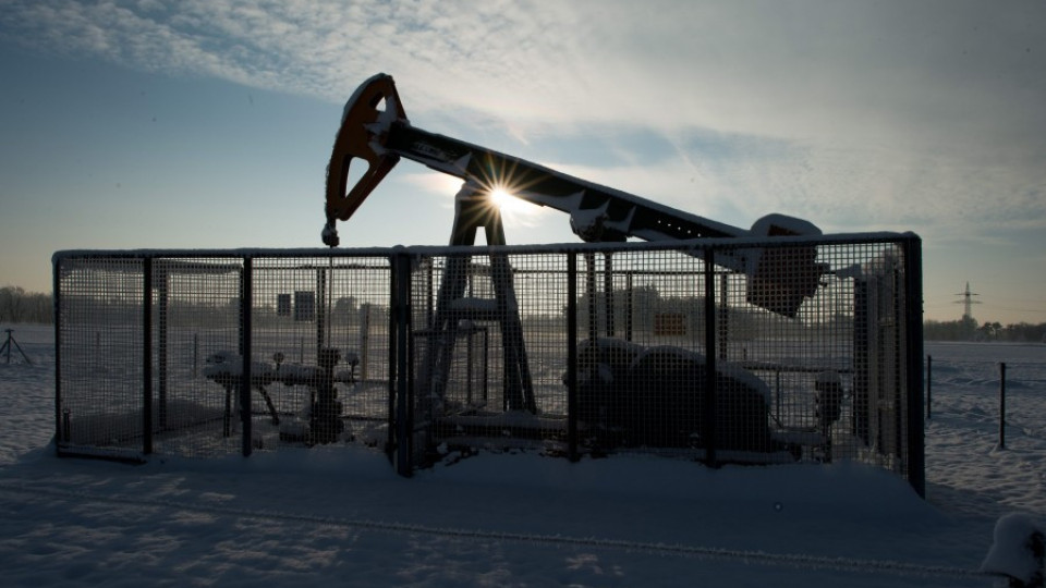 Бензинът пада до 1,75 лв. за 8 март | StandartNews.com