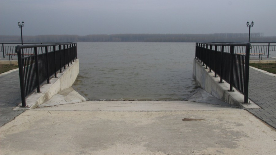 Дунав пълни коритото си | StandartNews.com