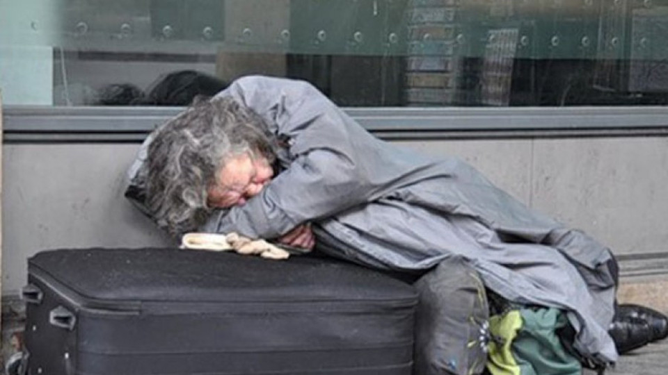 За седем бездомници се грижили в Перник | StandartNews.com
