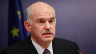 Папандреу се развежда заради млада холандка