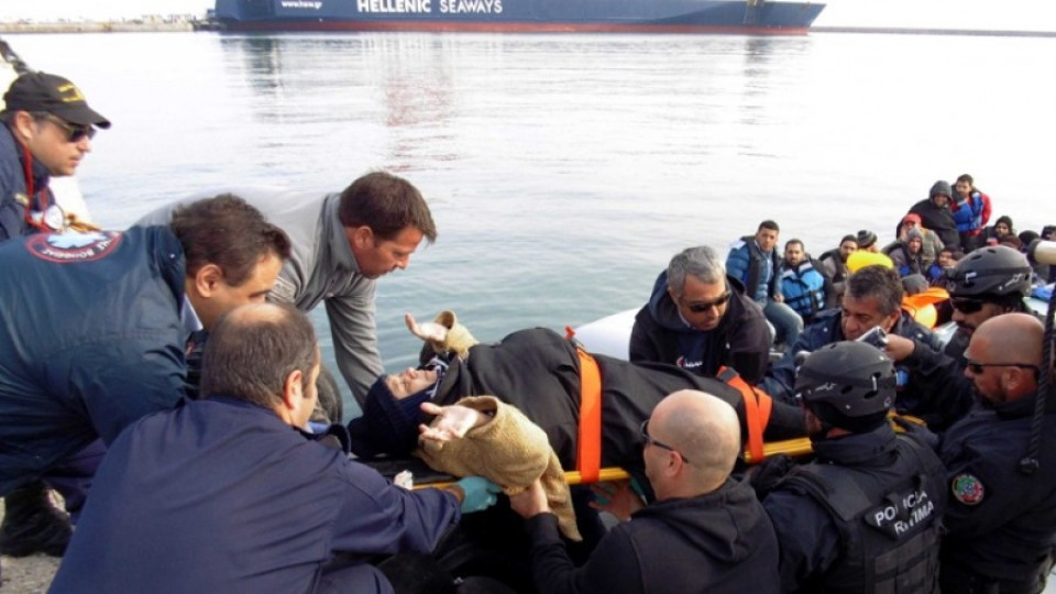 Десетки мигранти загинаха в Егейско море  | StandartNews.com