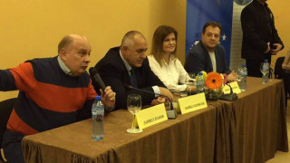 Борисов: Проблемът с ваксините е абсолютно изкуствен