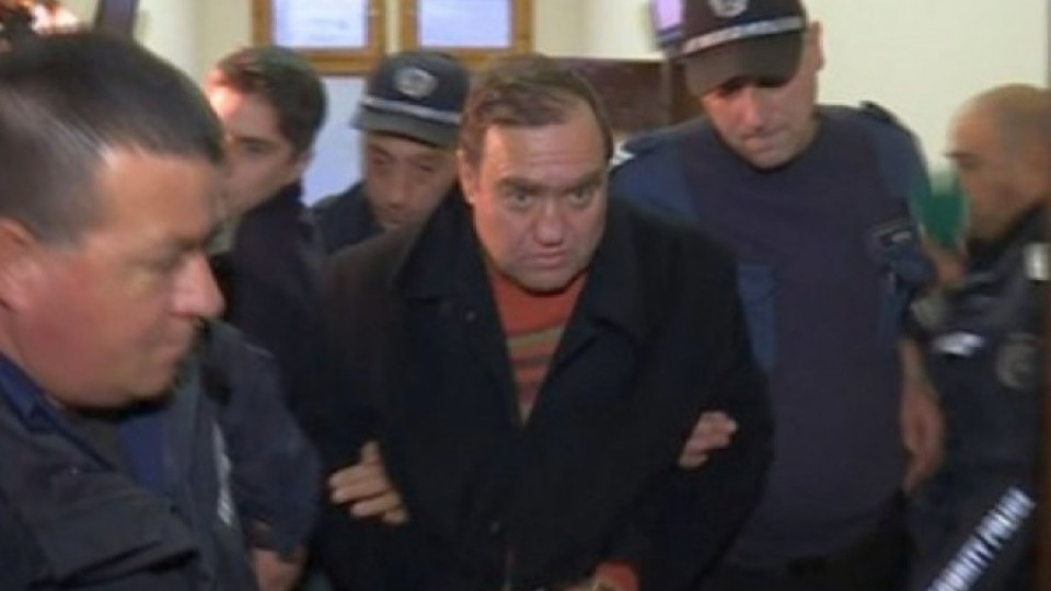 Пазарджишкият съд се отказа от делото срещу Евстатиев | StandartNews.com