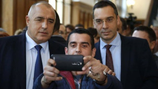 Борисов: Чичо кмет да си гледа Бургас 