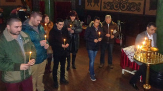 Почетоха жертвите на комунизма в Перник