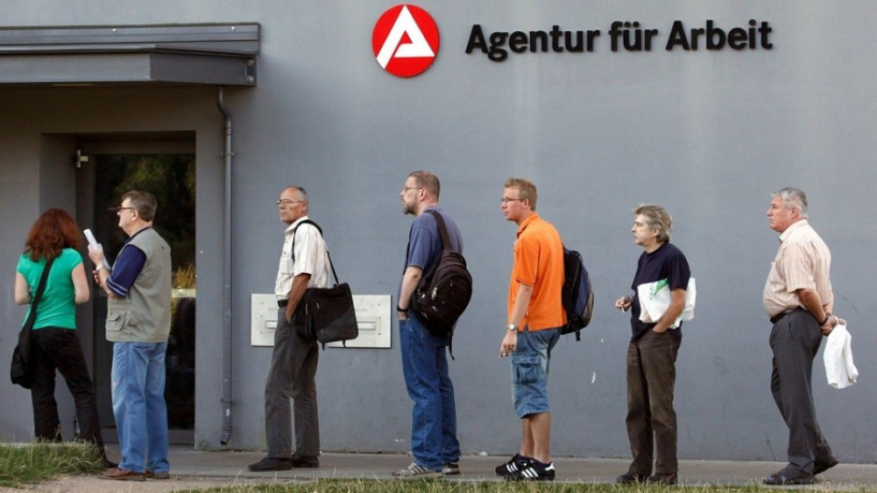 Безработицата в Германия падна рекордно | StandartNews.com