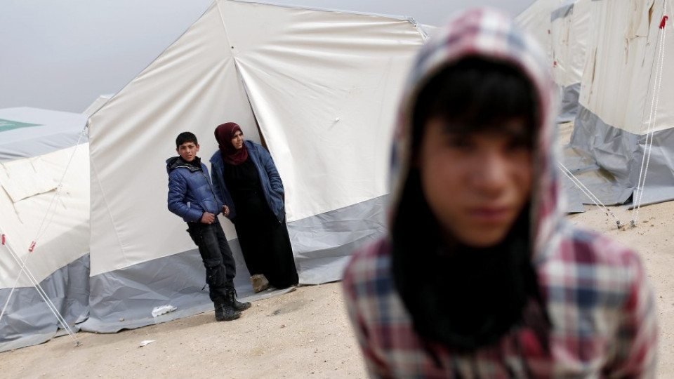 35 000 сирийци чакат за Турция | StandartNews.com