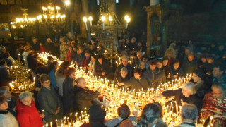 Огнен кръст за свети Харалампий