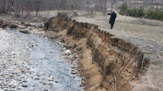 Падина търси пари за възстановяване на речни прагове