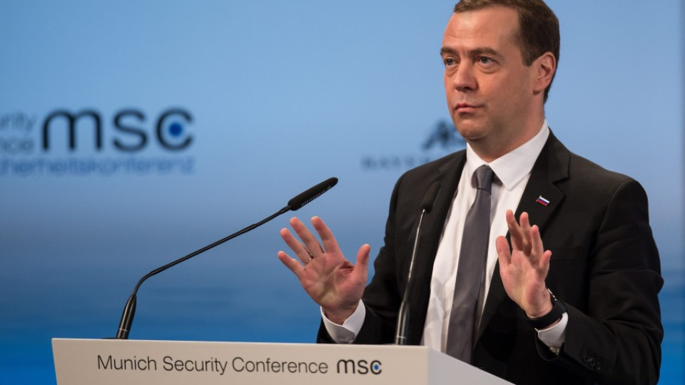 Медведев: Влязохме в нова Студена война | StandartNews.com