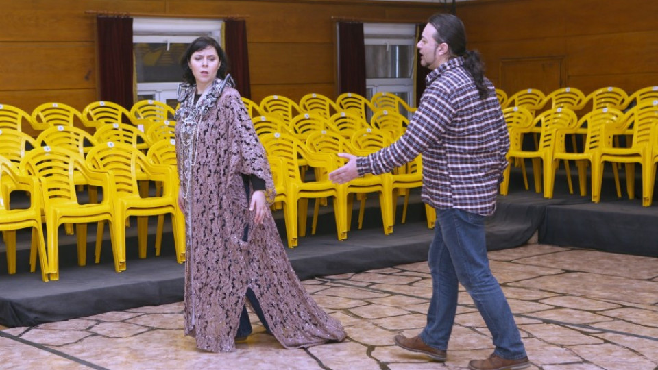 Софийската опера почита Гена с "Турандот"  | StandartNews.com