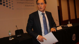 Кирил Домусчиев: Бизнесът помага на кабинета за реформи