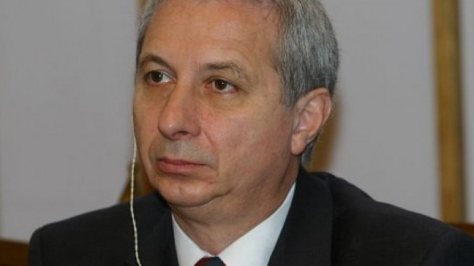 Огнян Герджиков с Гранд При от Правосъдните награди   | StandartNews.com