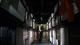 Сауни и килии с климатици за затворниците в Монтерей