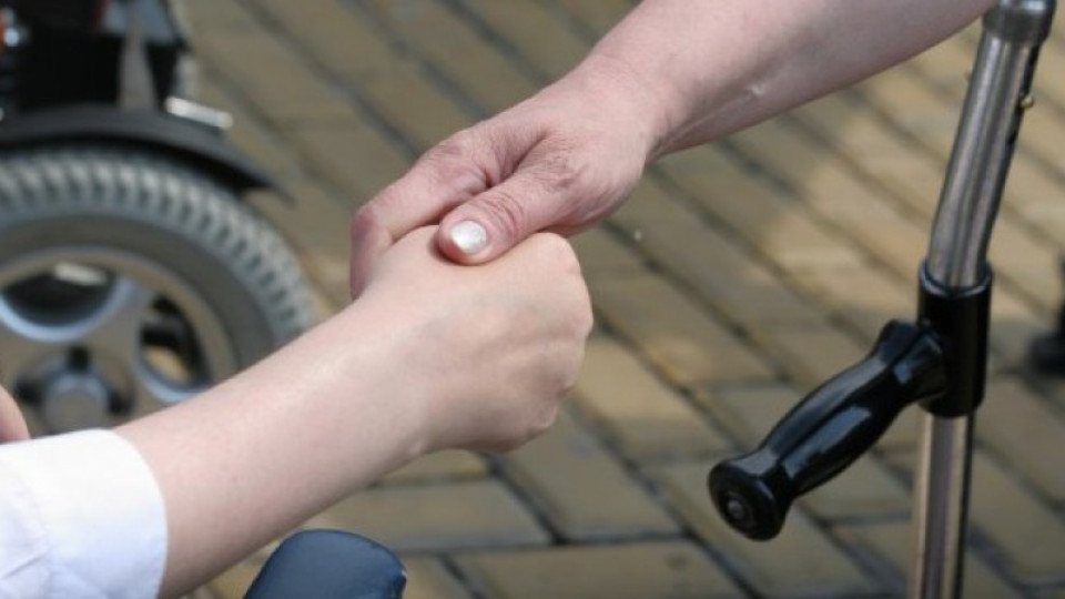 Хора с увреждания недоволни от инвалидните пенсии | StandartNews.com