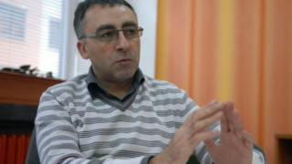 Стаматов: Не можем да товарим ученика с всичко