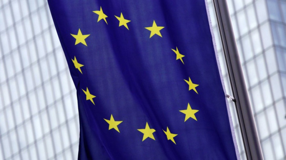 Влагат парите на ЕС по модела на плана "Юнкер" | StandartNews.com