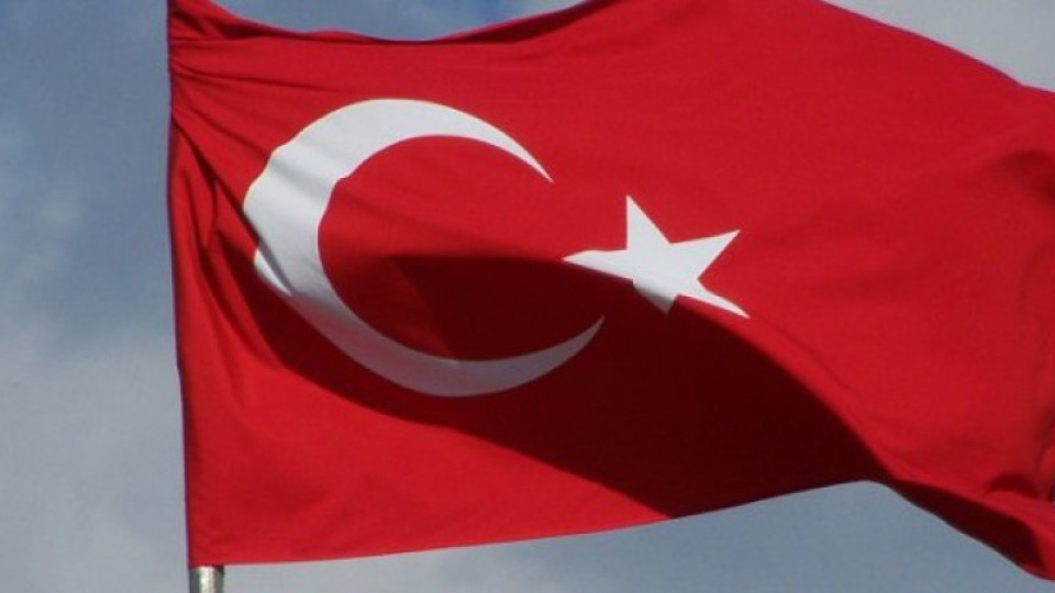 "Хюриет": Турция гони служителка на БГ консулство (ОБЗОР) | StandartNews.com