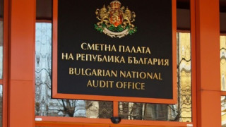 Сметната палата: Прекалява се с проекти за калифорнийски червеи