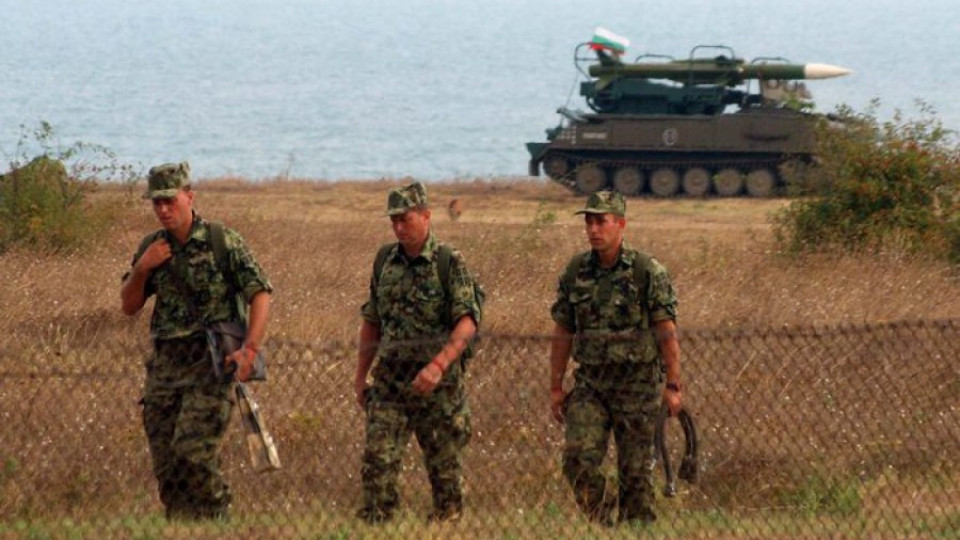 Армията ще охранява границата | StandartNews.com