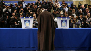 Реформаторите водят на изборите в Иран