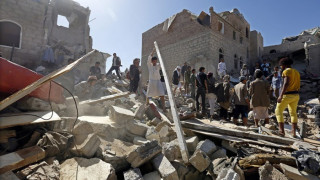 40 убити при въздушни удари в Йемен