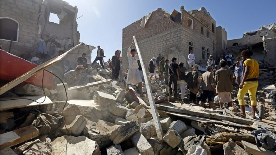40 убити при въздушни удари в Йемен | StandartNews.com