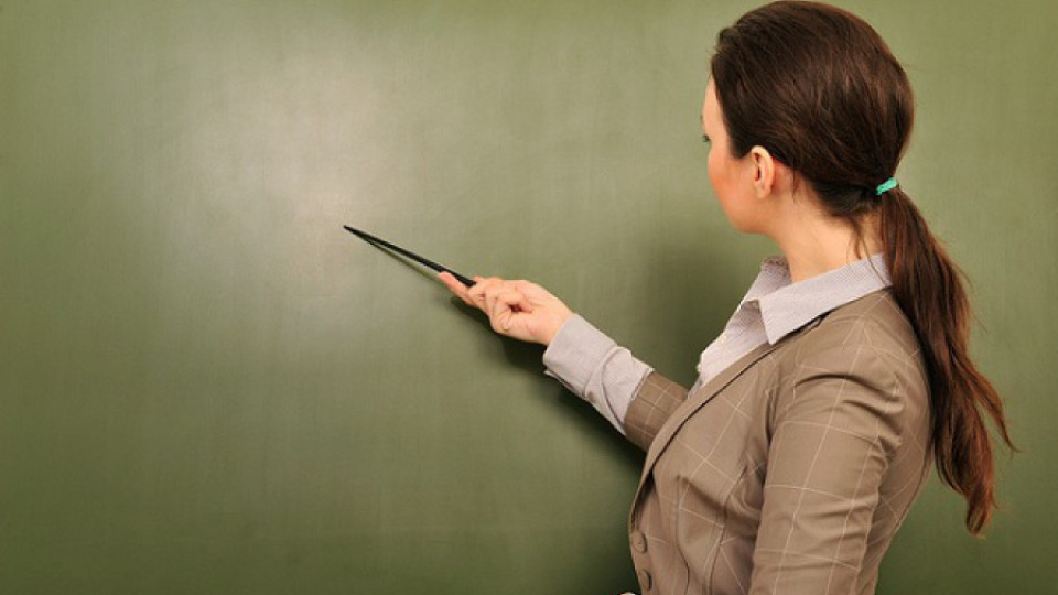 Кунева предупреди за криза с учители | StandartNews.com