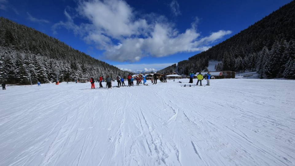 Над 10 000 на ски в Банско  | StandartNews.com