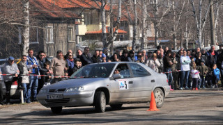 Жени въртят волани за 8 март в Монтана