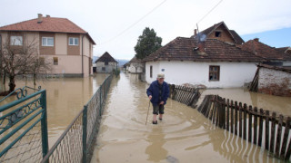 Балканите се борят с наводнения