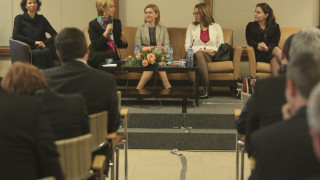 Седем успешни дами в US посолството