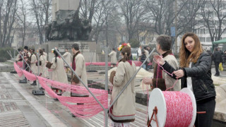Най-дългата видинска мартеница тръгва по света