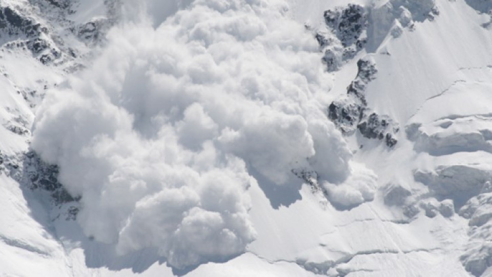 Лавина погуби шестима скиори в Алпите | StandartNews.com