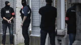Белгия издирва джихадистите, ранили полицаи