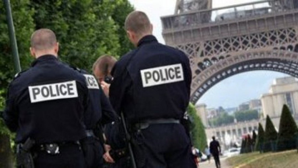 Задържаха четирима в Париж, готвели атентат | StandartNews.com