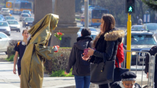 Слънчев край на работната седмица 