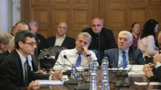ДСБ: Оставката на Москов зависи от него и Бойко Борисов