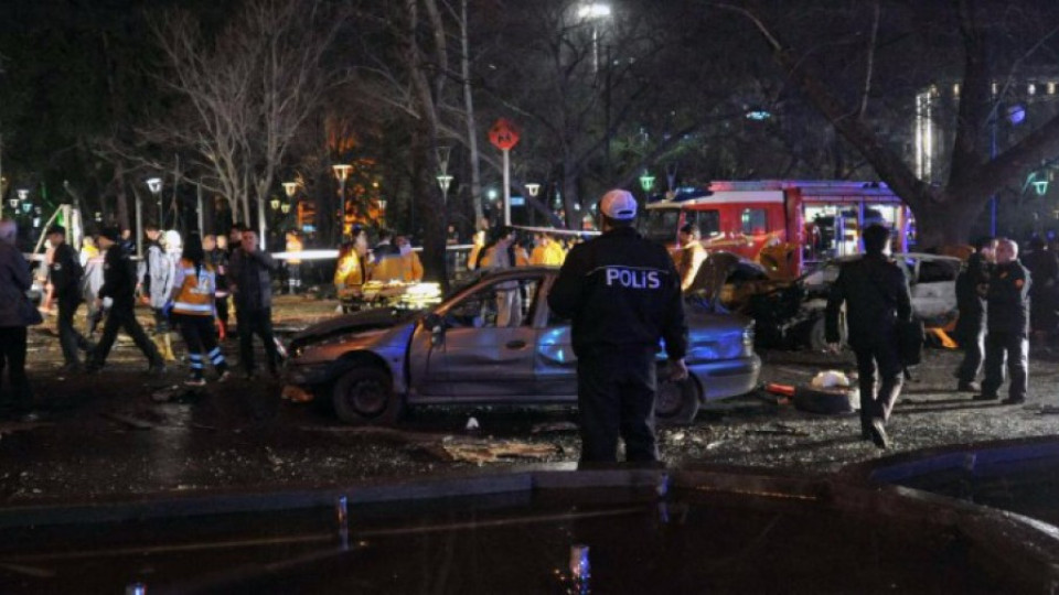 Взривове разтърсиха Адана | StandartNews.com