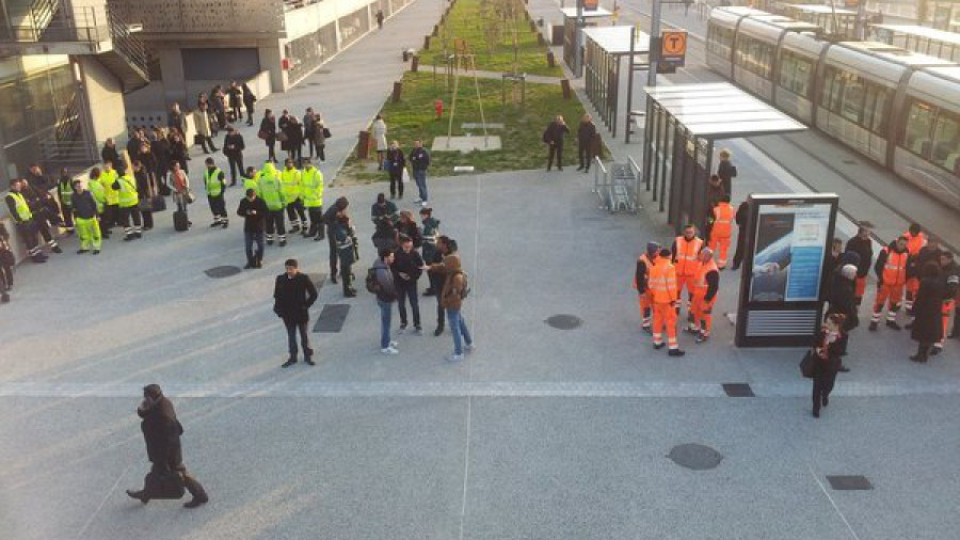 Евакуираха летището в Тулуза | StandartNews.com