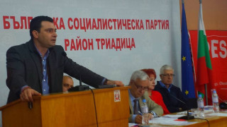 Паргов с 8 от 8 номинации за лидер