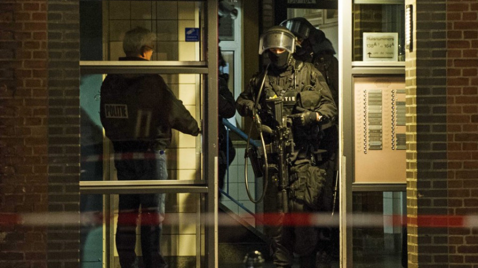 Холандия задържа потенциален терорист | StandartNews.com