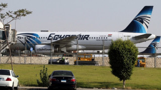 Отвлякоха самолет на Egypt Air 