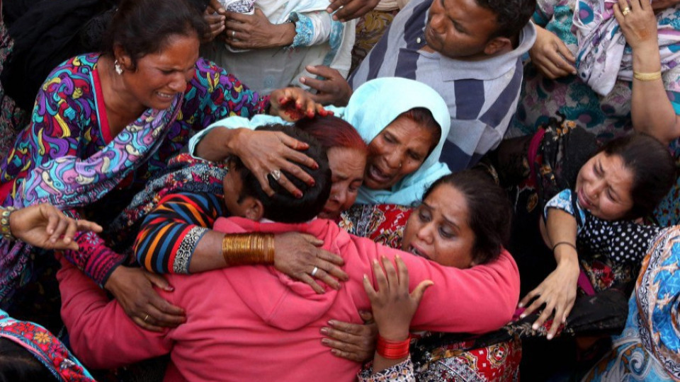 Жертвите в Пакистан станаха 74 | StandartNews.com