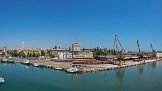 Китайци проучват порт Бургас за логистичния център